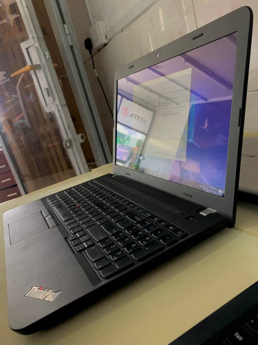 LENOVO AMD