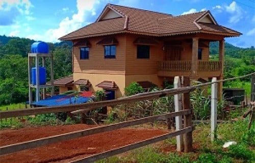 Pretty house to sell