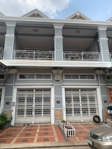 ផ្ទះល្វែង1.5ជាន់ (មានវិញ្ញាបនបត្រសម្គាល់ម្ចាស់អចលនវត្ថុ) នៅបុរីវិមានភ្នំពេញ គម្រោងទី5 ផ្លូវជាតិលេខ 5