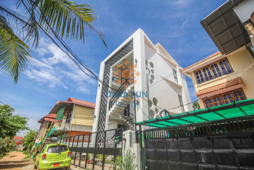 ផ្ទះវីឡាទំនើប​លក់ជិតតំបន់ផ្សាររាត្រី,​ ក្រុងសៀមរាប/Modern Villa for Sale in Siem Reap-Night Market