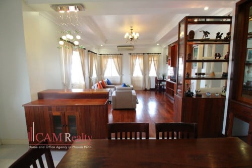 Tuol Kork| Spacious 3 bedrooms serviced apartment for rent| 1200$/month| Gym