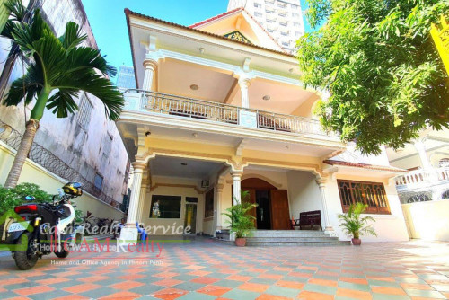BKK1 area | Spacious 7 bedrooms residential/ commercial villa for rent/sale | Large parking
