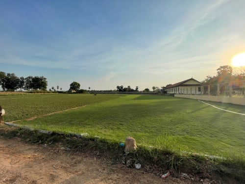 ដីឡូតិ៍វីឡា ១៣ *៥០ ក្បែរថ្នល់ជាតិ ជិះ២ គីឡូ ពីស្ពានព្រែកតាម៉ាក់