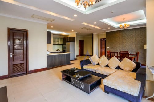 TK area | Modern apartment 2 bedrooms with gym and pool for rent near Thai Huot Market