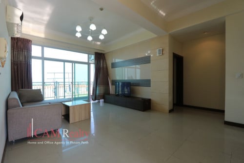Camko City area| Spacious 3 bedrooms condominium for rent Pool & Gym