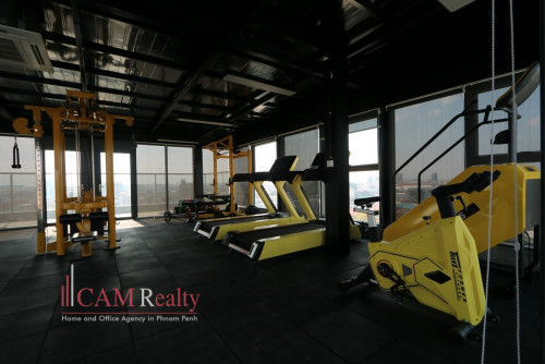 Tuol Kork area| Spacious 1 bedroom serviced apartment for rent| Rooftop pool & Gym