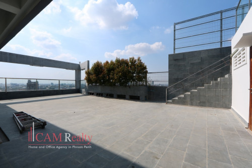 Tuol Kork area| Spacious 1 bedroom serviced apartment for rent| Rooftop pool & Gym