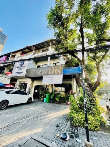 Corner Commercial Flats For Rent In BKK1, 03 Floors, 7x14m, 4,500$ Per Month