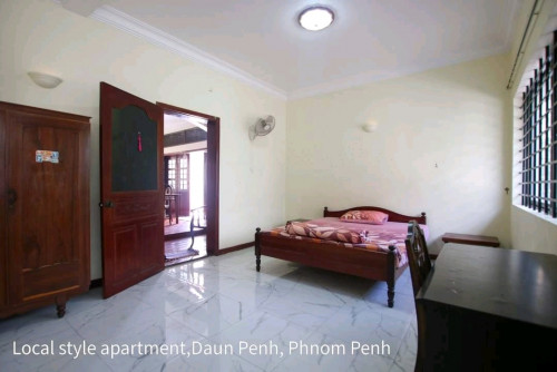 Local style Apartment for rent in Daun Penh Independence Monument area