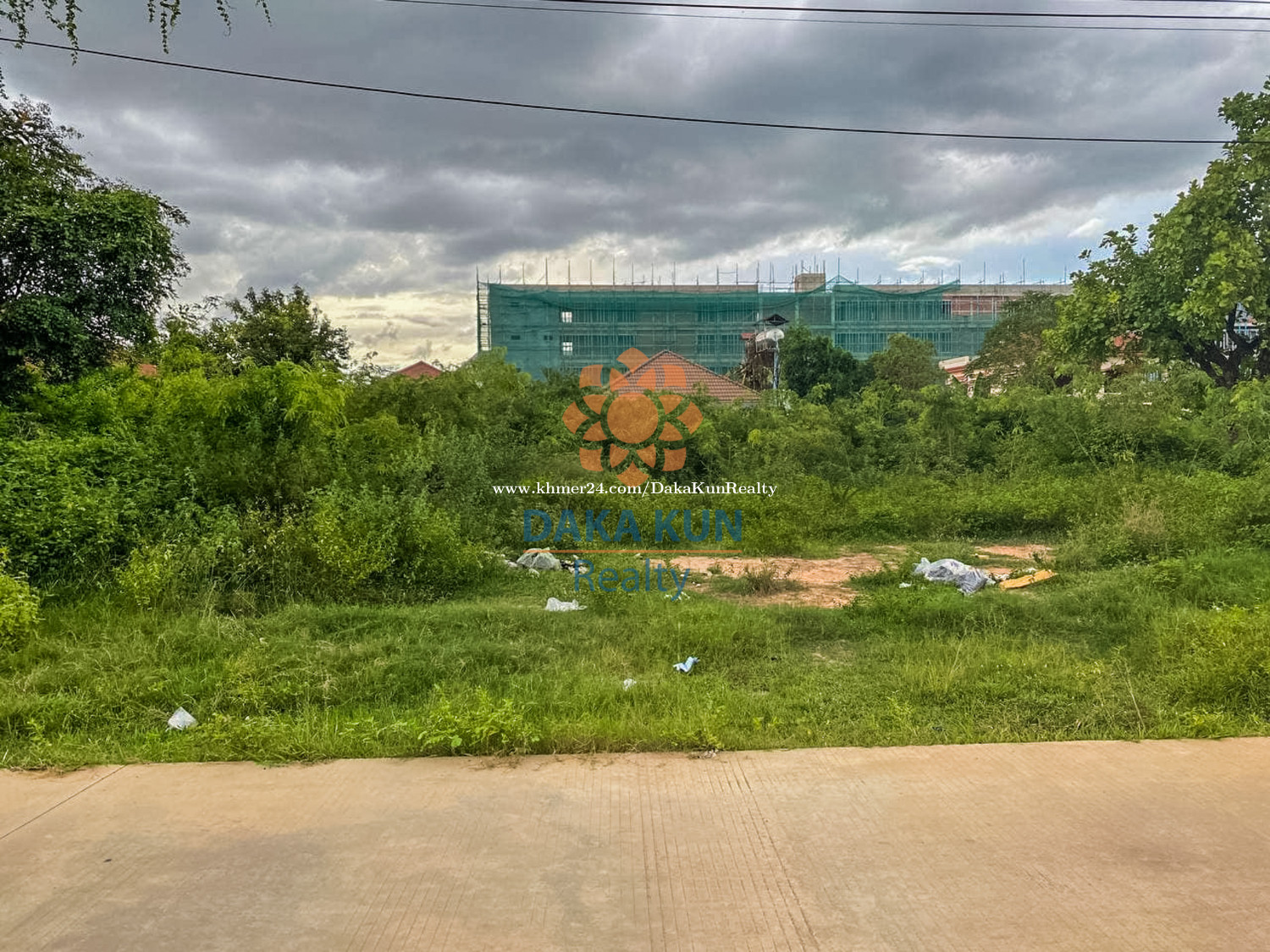 ដីលក់នៅក្រោយបុរី Arcade, ក្រុងសៀមរាប/Land for Sale in Siem Reap city