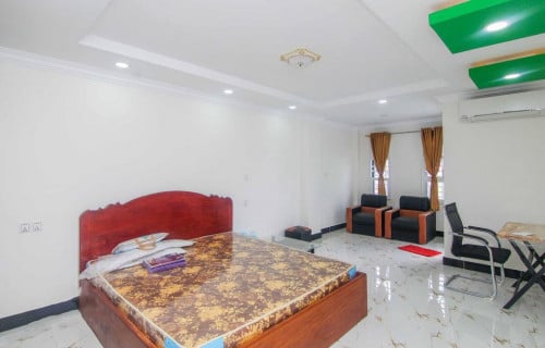 BKK area | Fully furnished one-Bedroom with elevator for rent in BKK2