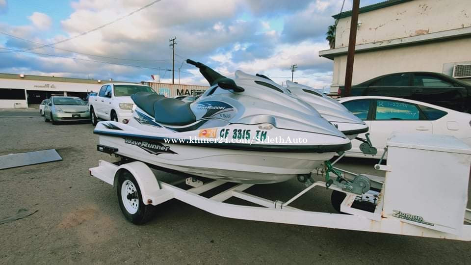 Jet ski Yamaha WaveRunner 2002 (ម៉ូតូ ទឹក ) in Phnom Penh, Cambodia on