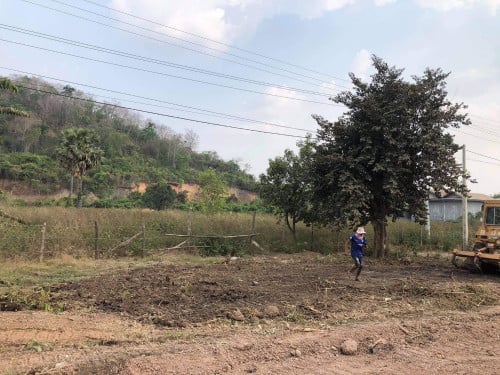 ដីលក់ជាប់ផ្លូវជាតិ57 ក្បាល64x100លើស