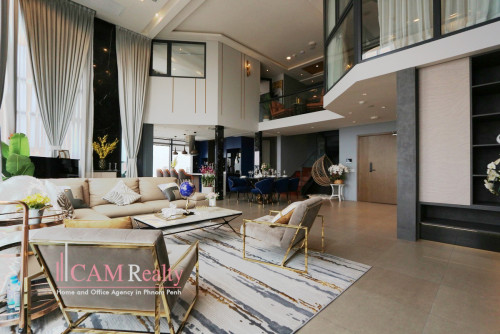 Close to Aeon Mall| 4 bedrooms penthouse on 36th floor for sale | Pool, Gym & Sky-bar| USD