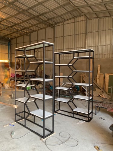 ធ្នេី​ | Shelves*