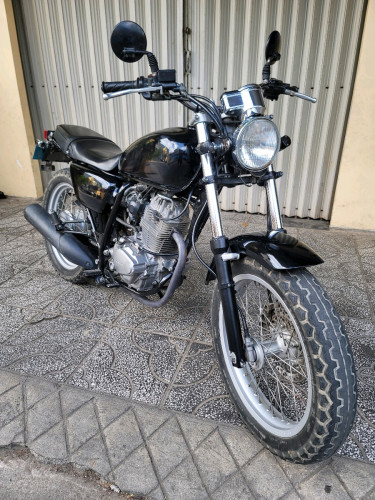 Honda cb 223s