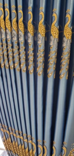 VTS វាំងនន (ក្រណាត់ក្ងោករលោង)