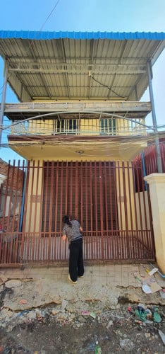 ផ្ទះលក់បន្ទាន់ នៅតំបន់ជ្រោយចង្វារ