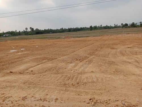 ដីលក់លើផ្លូវជាតិលេខ៣ គីឡូម៉ែត្រលេខ១០១ ទីតាំងល្អបើកអាហារដ្ឋាន ការ៉ាស់សាំង