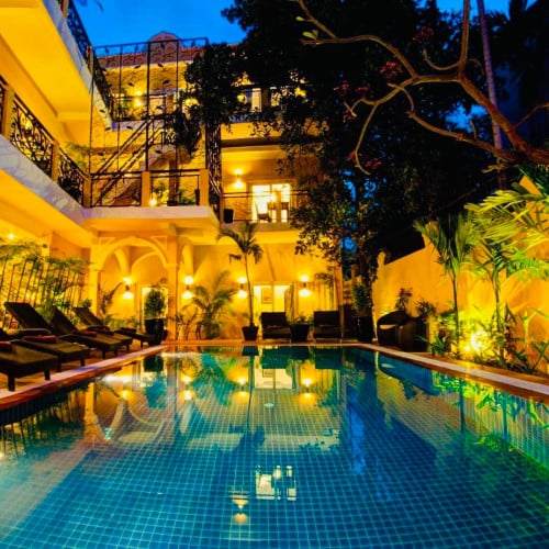 Boutique Hotel For Rent Near Independent Monument, 14 Rooms, 7,000$ Per Month