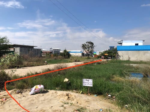 ដីលក់ ផ្សារព្រៃទទឹង ផ្លូវជាតិលេខ3 ក្បែររោងចក្រ