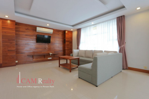 BKK1 area| Spacious 2 bedrooms penthouse serviced apartment for rent| Big balcony