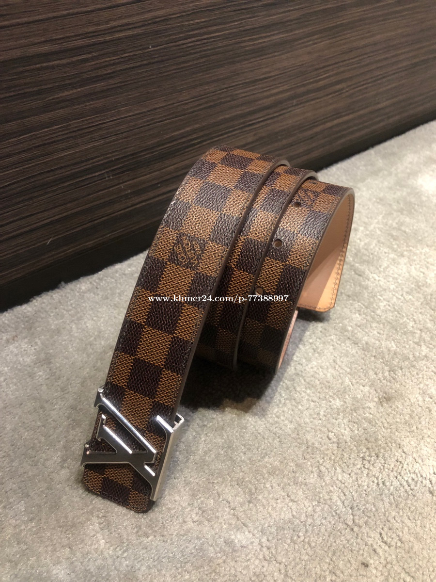 Dark and brown with LV belt 💗  Lv belt, Lv belt women outfit, Outfits