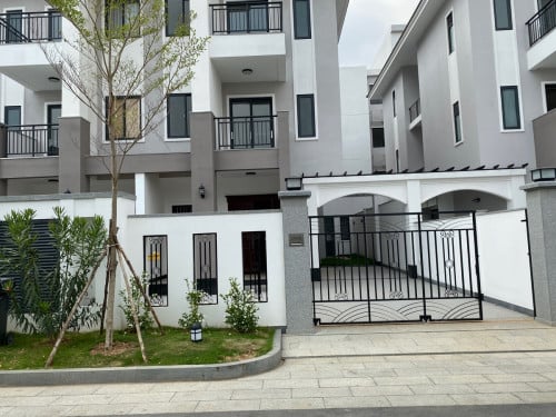 វីឡាជួល បុរី Phnom Penh Park (prek leap)