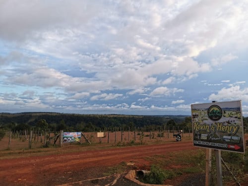 ដីResortទំហំ 50x210m-ព័ទ្ធជុំវិញដោយរមណីយដ្ឋានជាច្រើនជាច្រើន