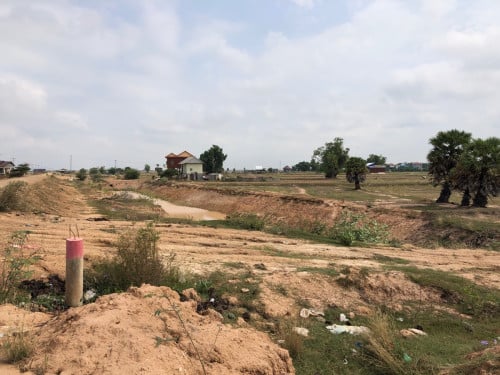 ដីលក់ក្បាល96m ជំរៅ 68