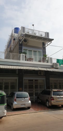 ផ្ទះលក់ក្នុងបុរីពិភពថ្មីចំការដូង1