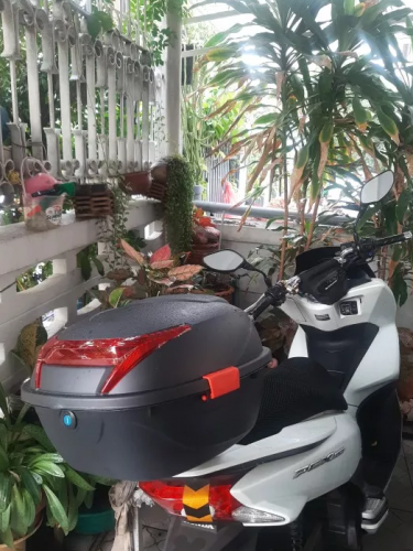 Motobikes Tail Box Storage ប្រអប់ដាក់អីវា៉ន់ នៅខាងក្រោយម៉ូតូ....25L 45L