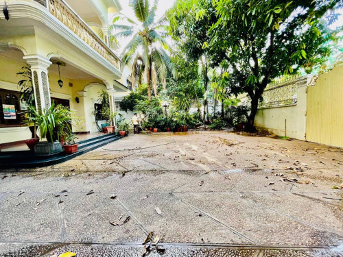 Nice Villa For Rent Close To Independent Monument, 05 Beds, 4,000$, Good For Residence And Office