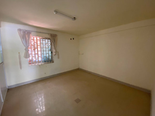 Two Flats 4Rent Near Sovanna Shopping Center, 03 Floors, 1,500$,Very Good 4Office & All Business
