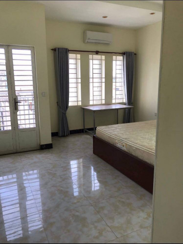 Building for rent in Toul Kork, Bedroom: 40- Office 340m2, 13,000$ Per Month