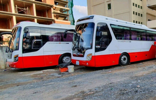 25&45 កៅអីជួល25&45seat Car rental
