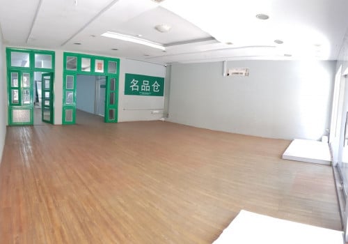 Commercial Shop-Showroom 4 Rent Along Busy Road Of Beoung Keng Kang 1, Near ABA Bank, 09x25, 3,000$