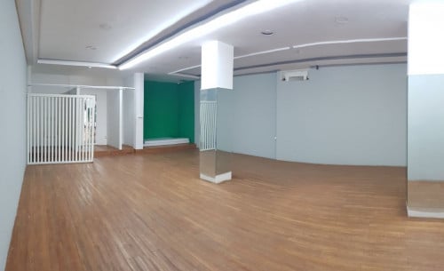 Commercial Shop-Showroom 4 Rent Along Busy Road Of Beoung Keng Kang 1, Near ABA Bank, 09x25, 3,000$
