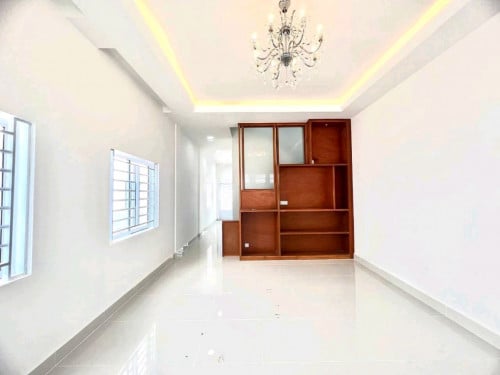 លក់ខាត ប្រញាប់លុយ$ 20,000