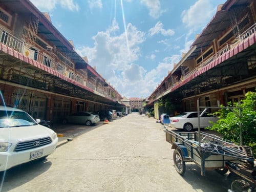 House near post Bayon TV for rent