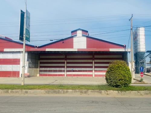 ឃ្លាំងសម្រាប់ជួល លើកផ្លូវធំព្រៃស Warehouse For Rent Prey sr