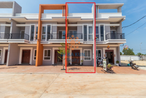 ផ្ទះលក់ចុះពីផ្លូវក្រវ៉ាត់ក្រុងប្រហែល 2នាទី, ក្រុងសៀមរាប/House for Sale in Siem Reap - Svay Dangkum