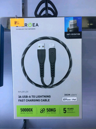ENERGEA - NYLOFLEX USB-A to Lightning - 30CM - Black