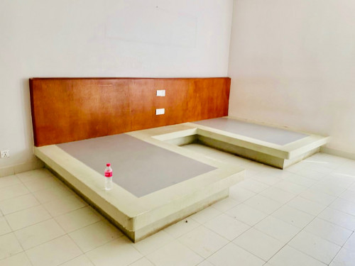 Boutique For Rent In Beoung Keng Kang 1, 20 Rooms, Some Furnitures, 8,000$ Per Month