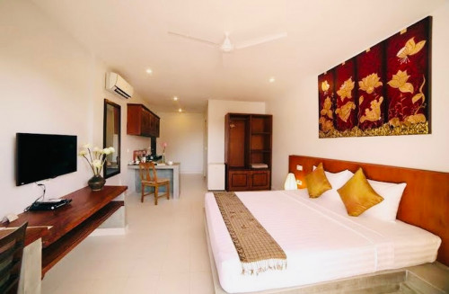 Boutique For Rent In Beoung Keng Kang 1, 20 Rooms, Some Furnitures, 8,000$ Per Month