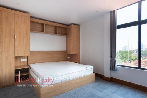 Riverside area| Modern style 2 bedrooms serviced apartment for rent| Private balcony