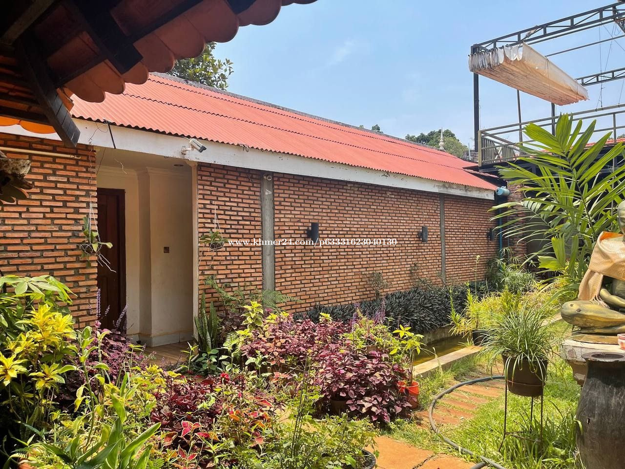 House for sale at Rattanakiri near stadium in Kachanh, Krong Ban Lung