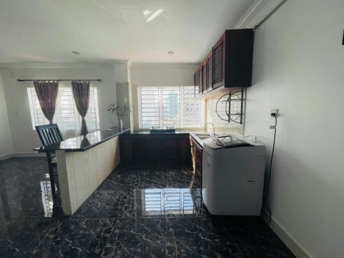 Building For Rent Near Independent Monument, 09 Floors, 35 Rooms, Have Furniture, 15,000$ Per Month