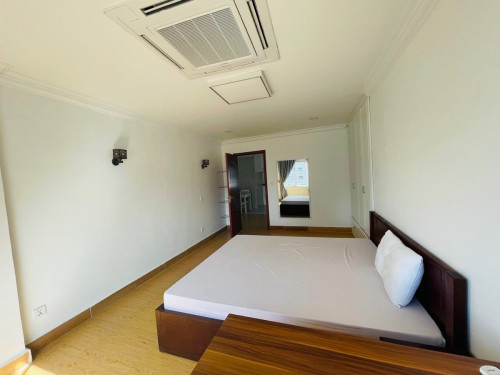 Building For Rent Near Independent Monument, 09 Floors, 35 Rooms, Have Furniture, 15,000$ Per Month