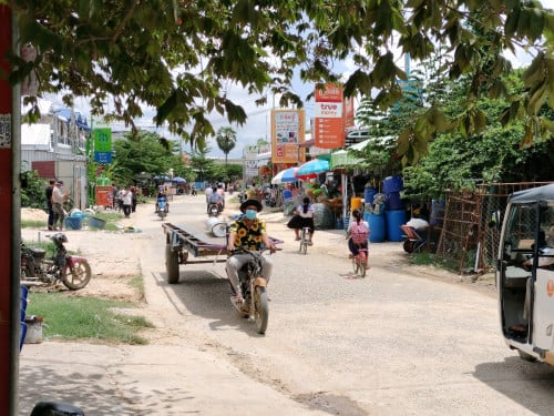 ដីលក់នៅភូមិត្រាញ់តាបាញ់